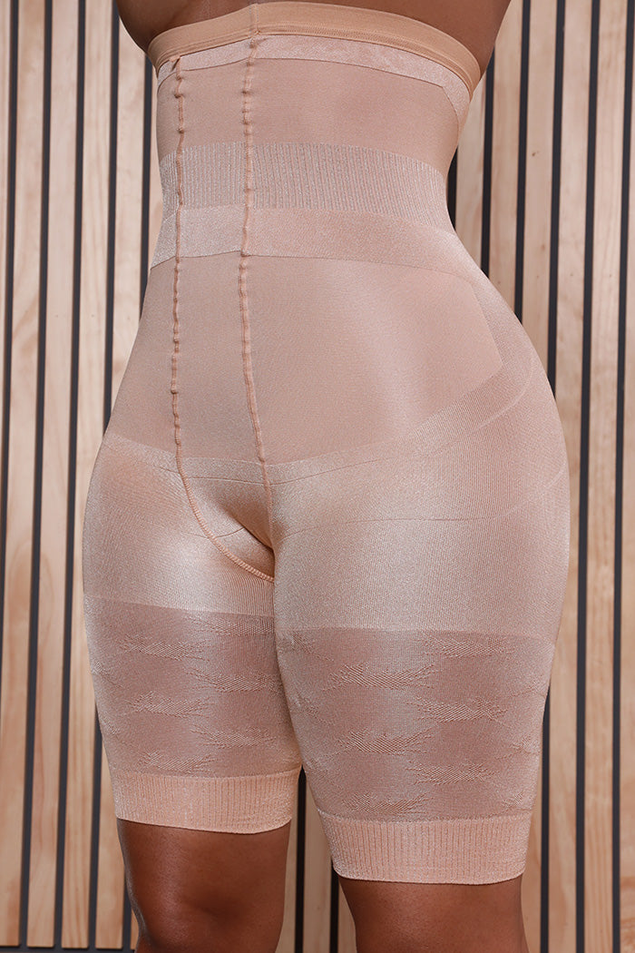 Seamless Power Sculpting Mid-Thigh Shorts - Nude No. 121 - Swank A Posh
