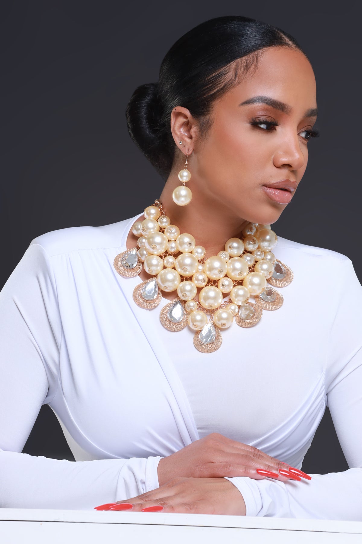 
              Luxe Life Statement Necklace Set - Gold/Pearl - Swank A Posh
            