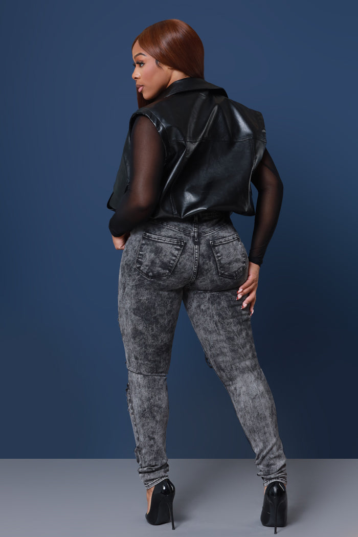 Buzzworthy High Rise Skinny Jeans - Black Mineral Wash - Swank A Posh