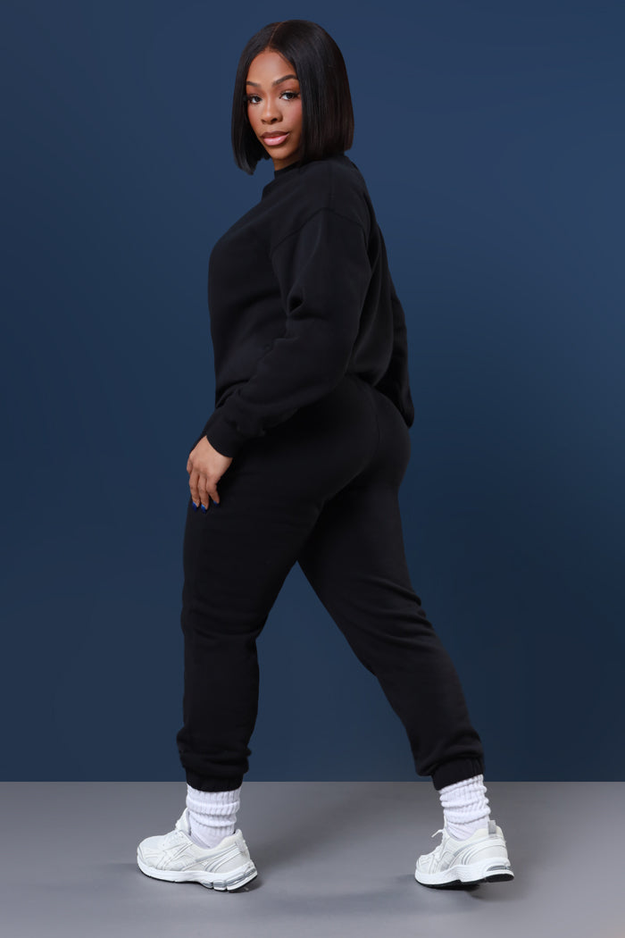 Get Ready With Me Crewneck Jogger Set - Black - Swank A Posh