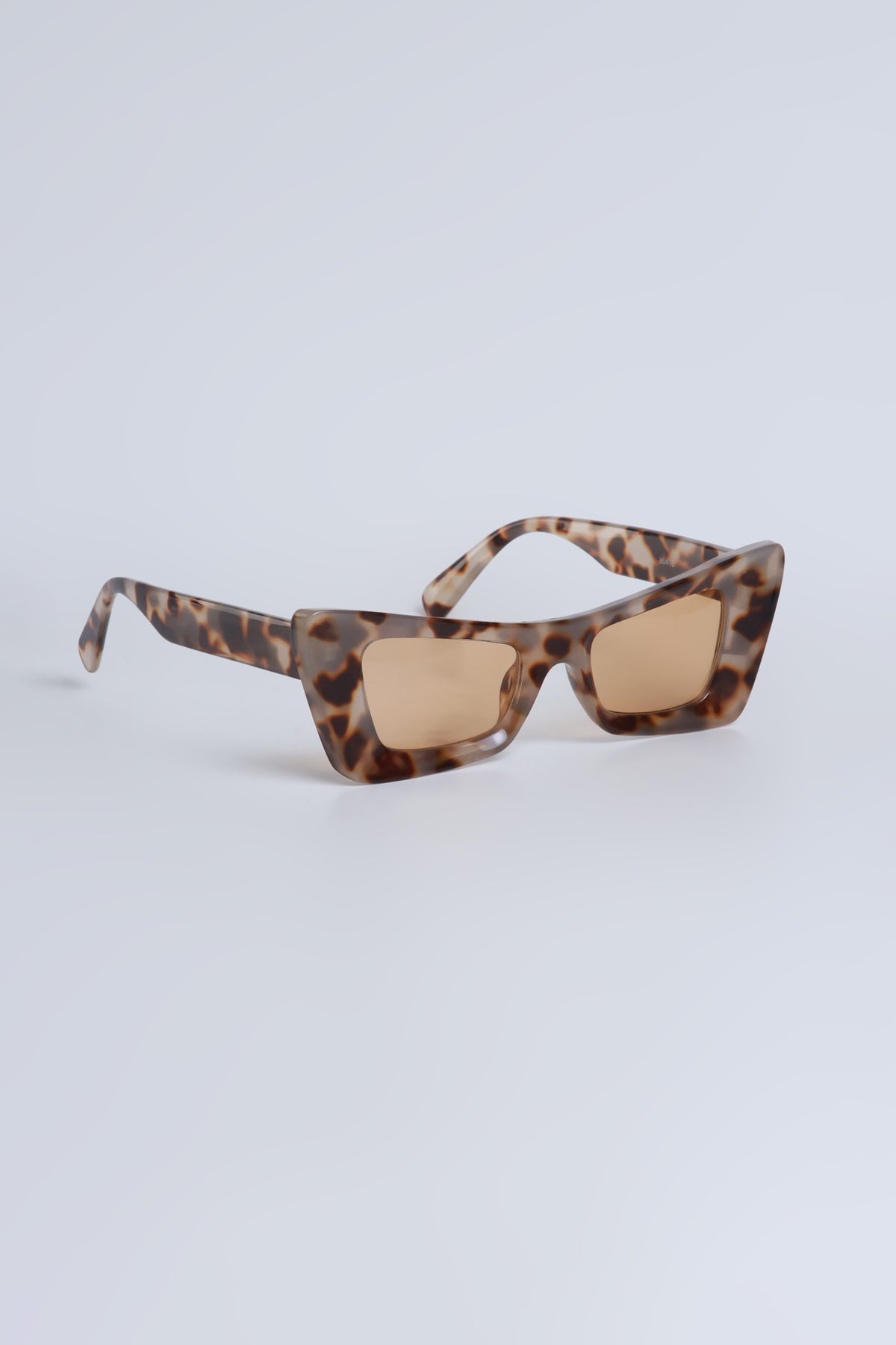 
              Right Direction Triangular Sunglasses - Brown/Grey Print - Swank A Posh
            