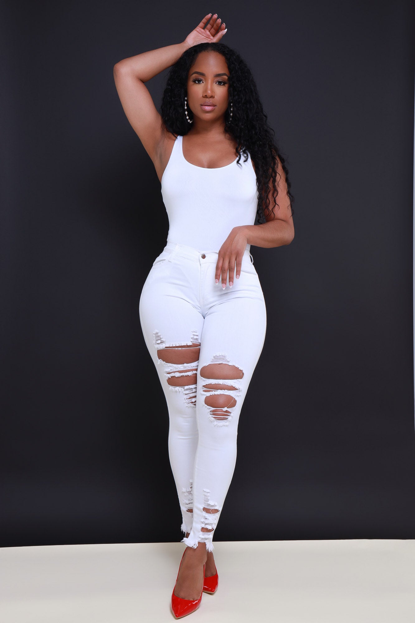 Witness Distressed High Rise Jeans - White
