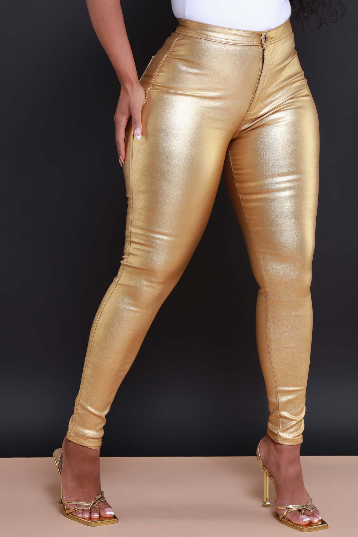 
              Coming In Hot High Rise Metallic Skinny Pants - 24k Gold - Swank A Posh
            