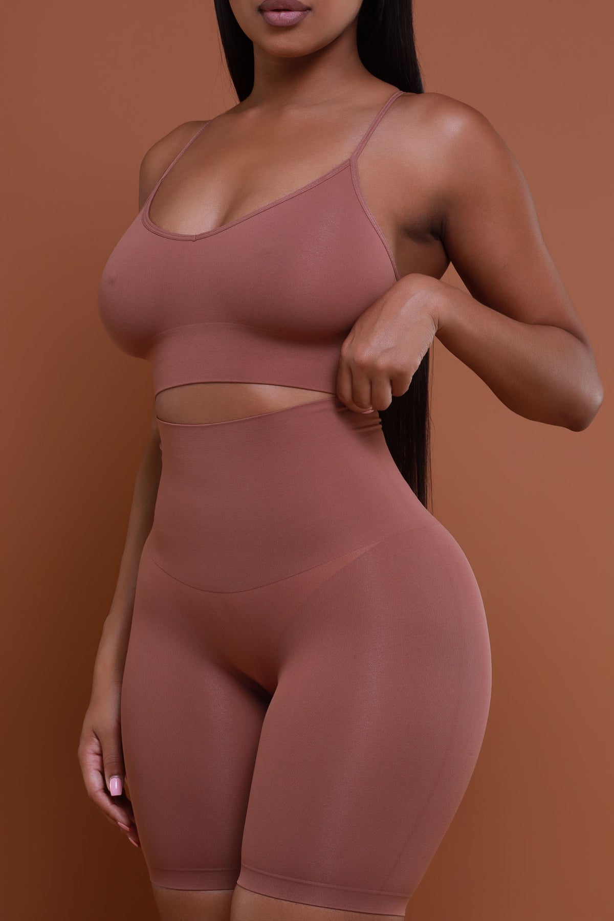 
              Seamless Sculpt Bralette - Skin No.101 - Swank A Posh
            