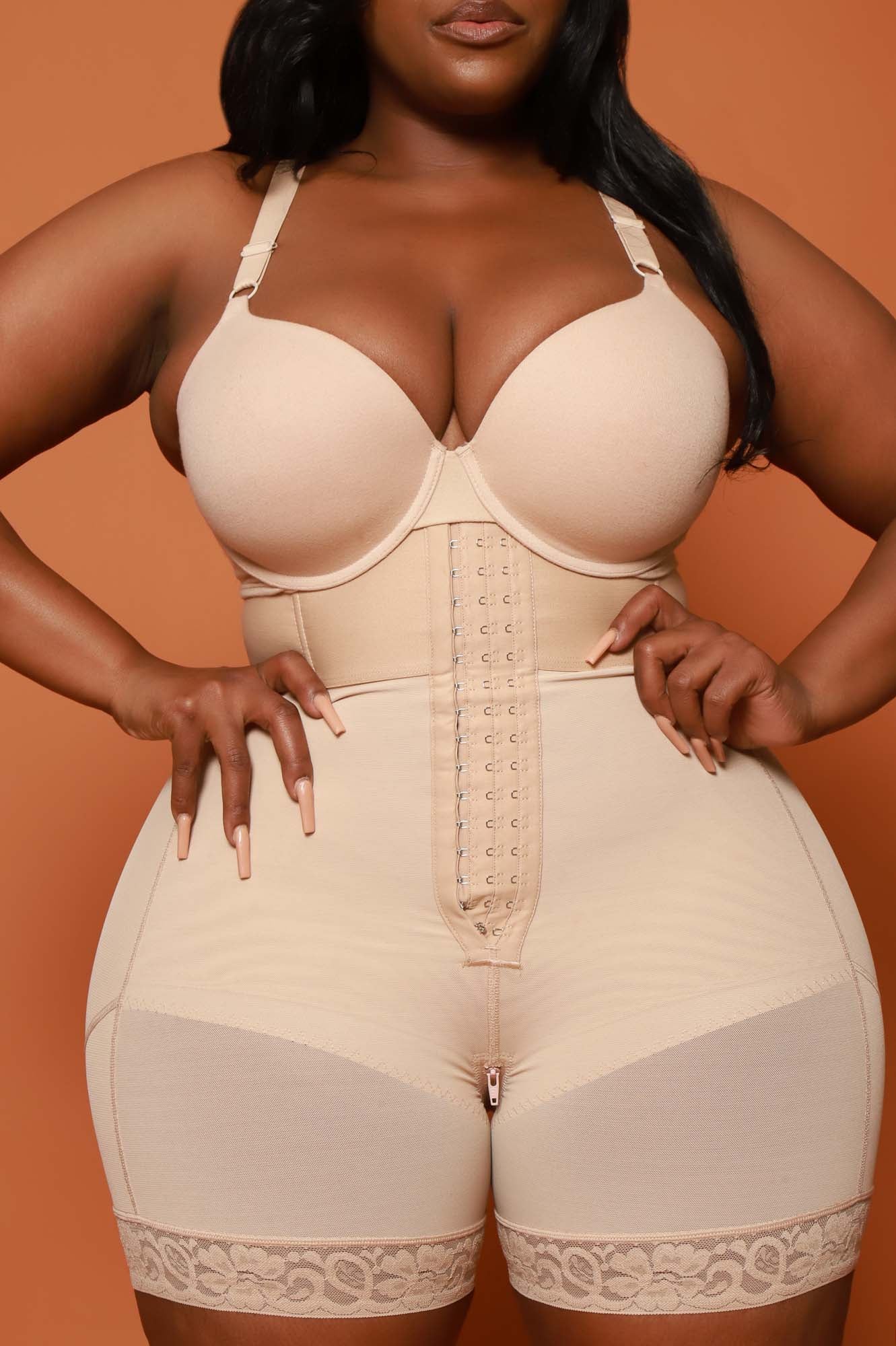 How to put on our seamless body shaper - Jackie London Shapewear